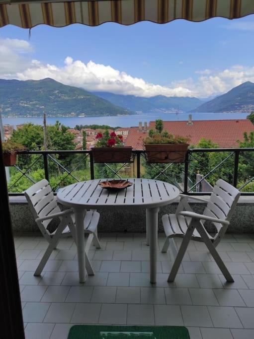 Appartamento Vista Lago Germignaga Esterno foto